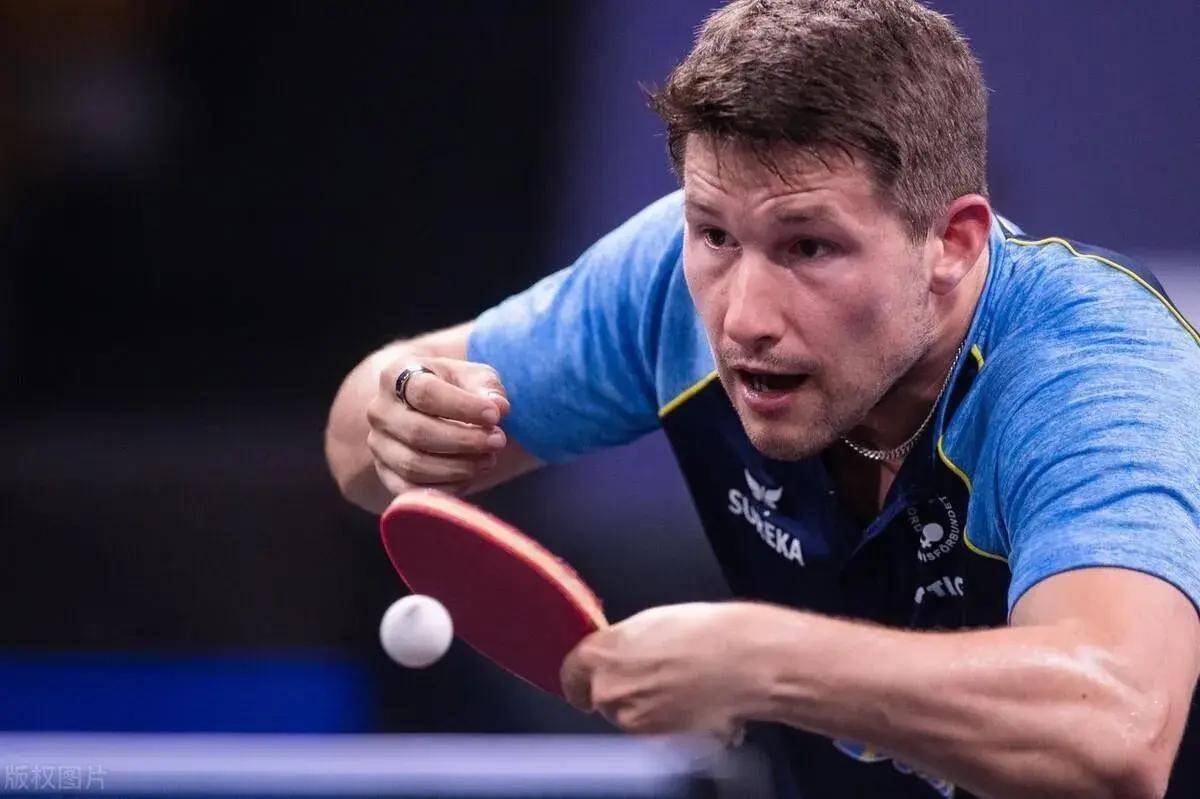 英国乒乓球队翻盘德国乒乓球队，奥恰洛夫完成帽子戏法