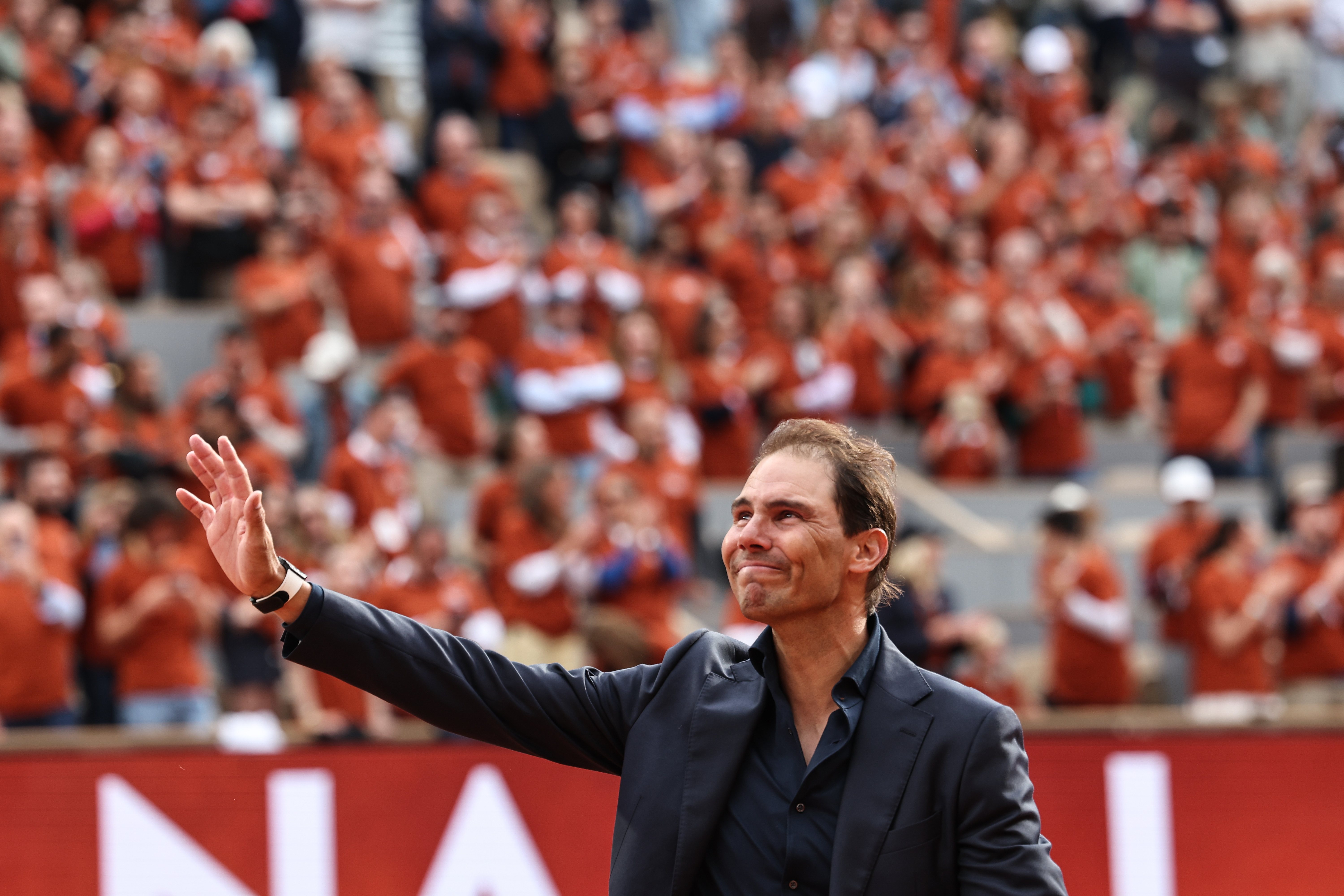 包含世界网球队完胜日本网球队，纳达尔完成帽子戏法的词条