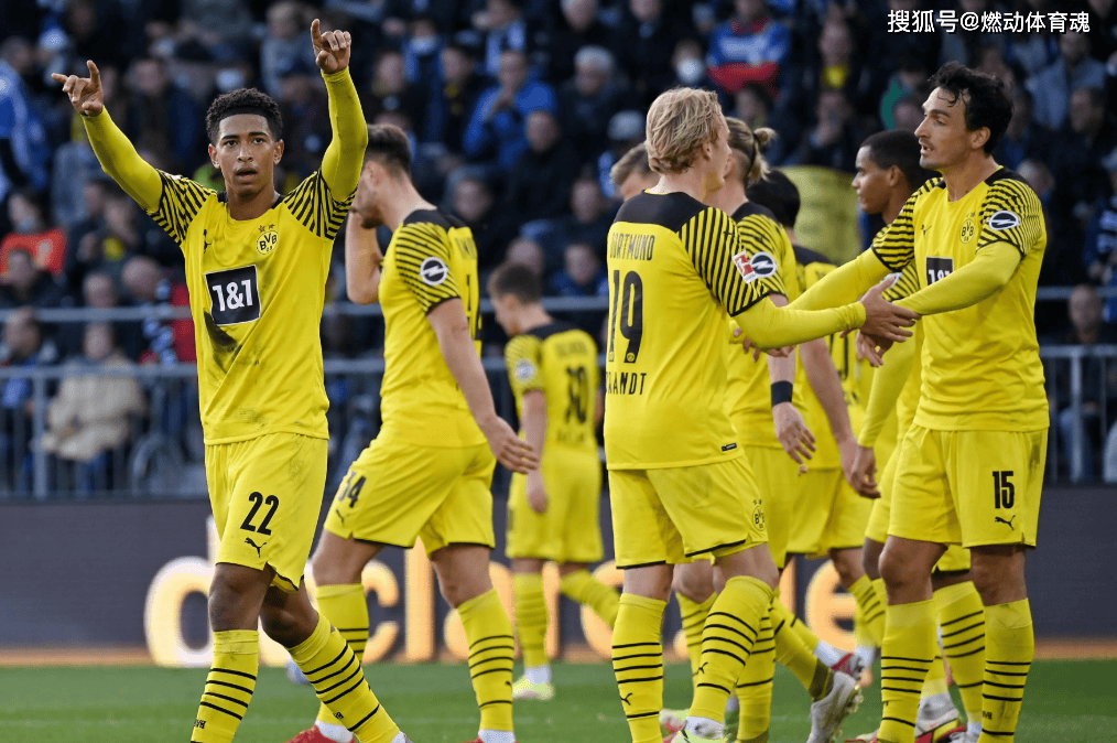多特蒙德完胜荷兰，佩德里三分雨点燃全场的简单介绍