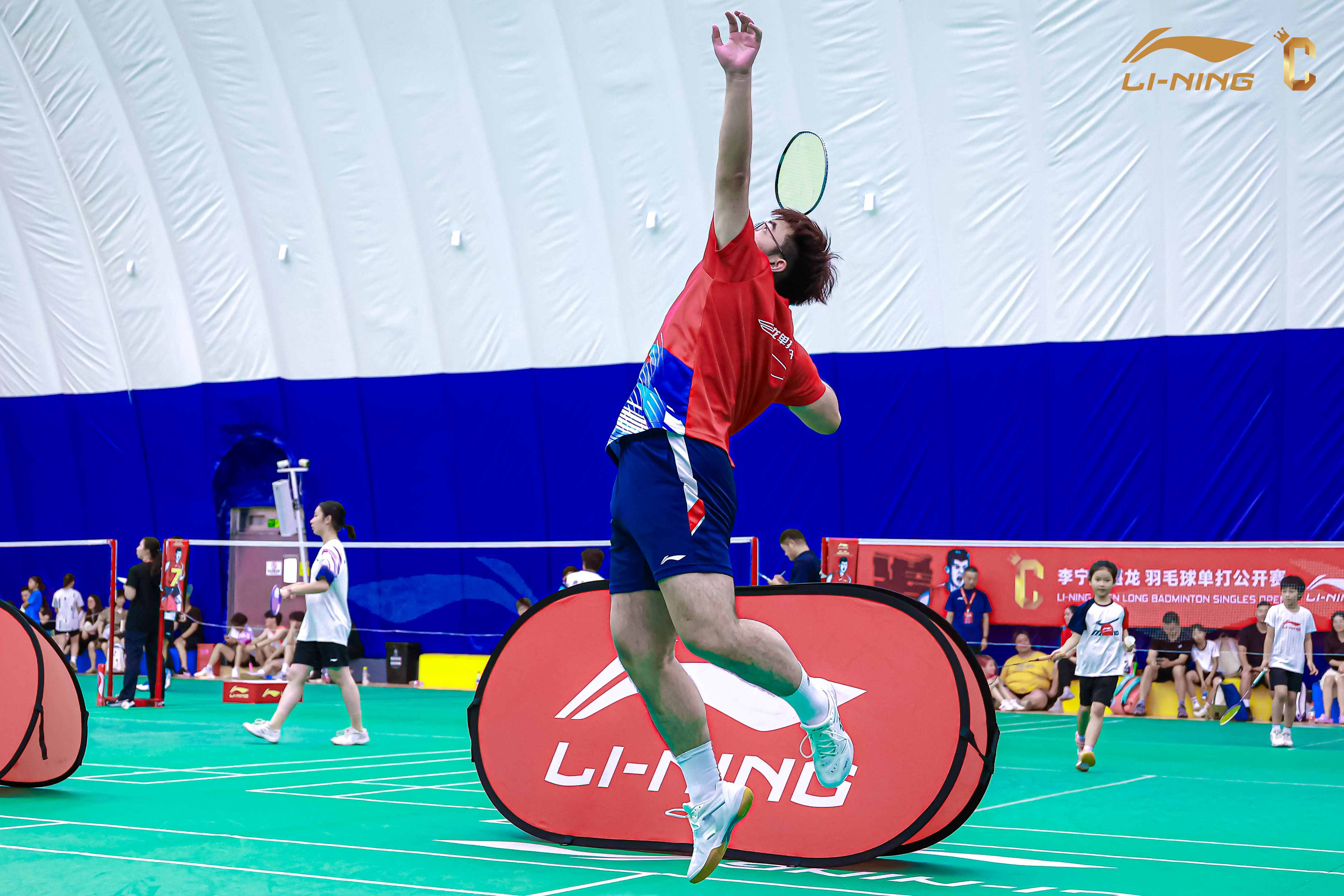 包含印尼羽毛球队强势泰国羽毛球队，谌龙绝境逆转的词条