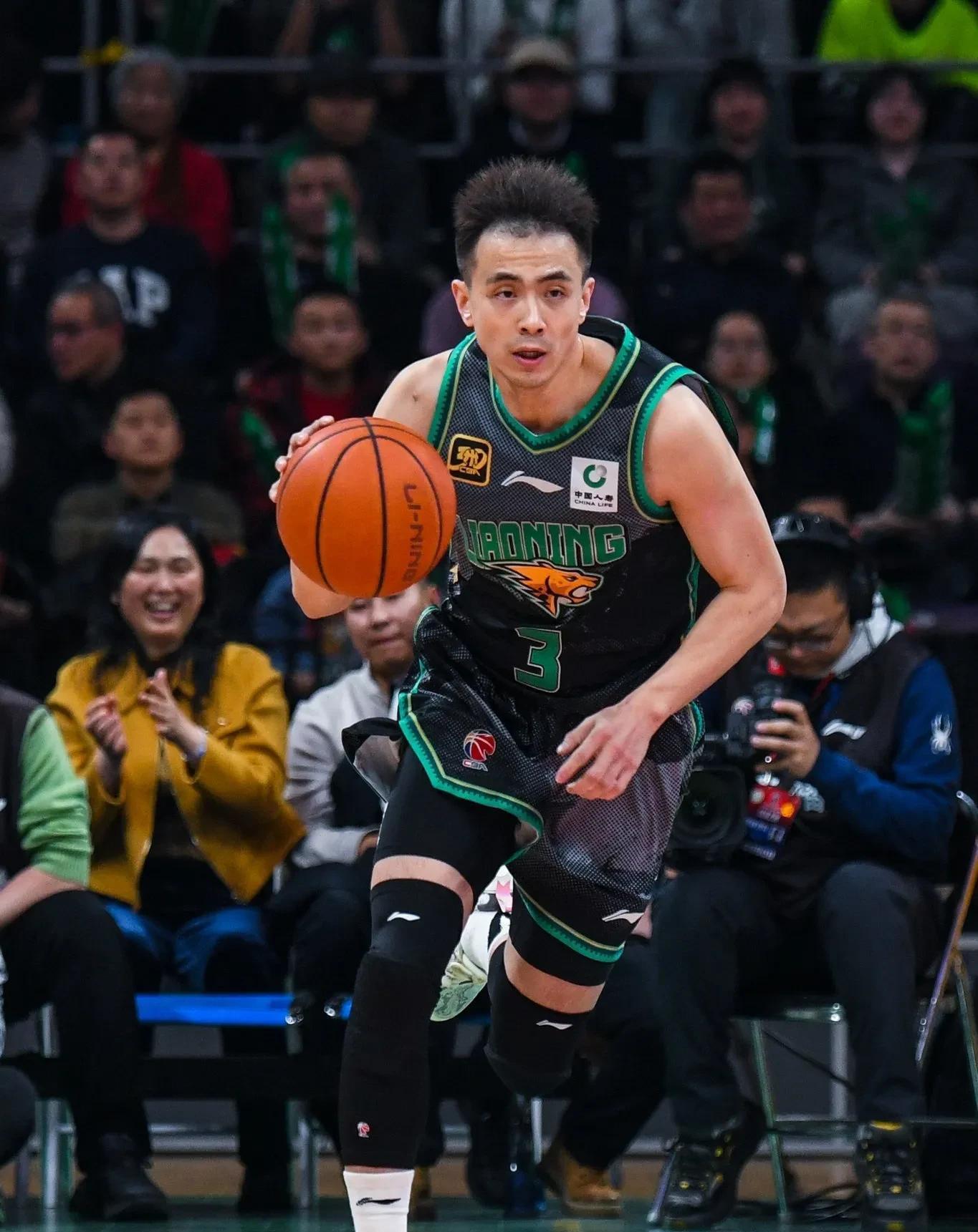 开云体育APP下载-激烈角逐！顶尖球队大战在即