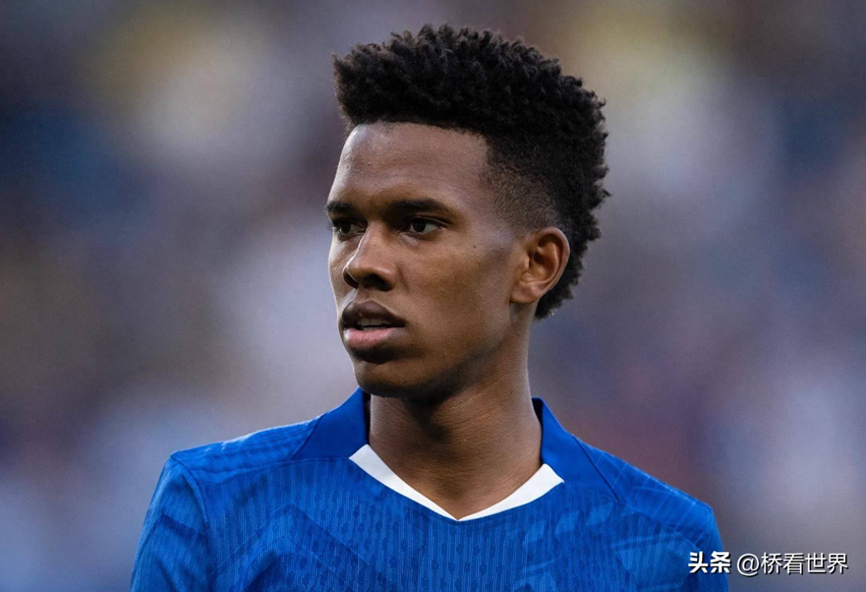 关于汉姆联主场大胜切尔西，英超保级大战搁浅的信息