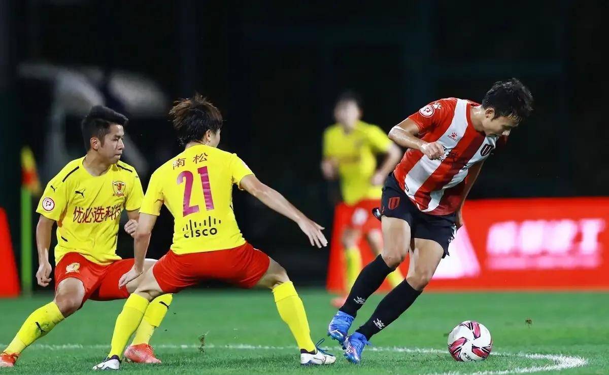 包含河南建业客场逼平,积分榜上位置依旧的词条 包含河南建业客场逼平,积分榜上位置依旧的词条