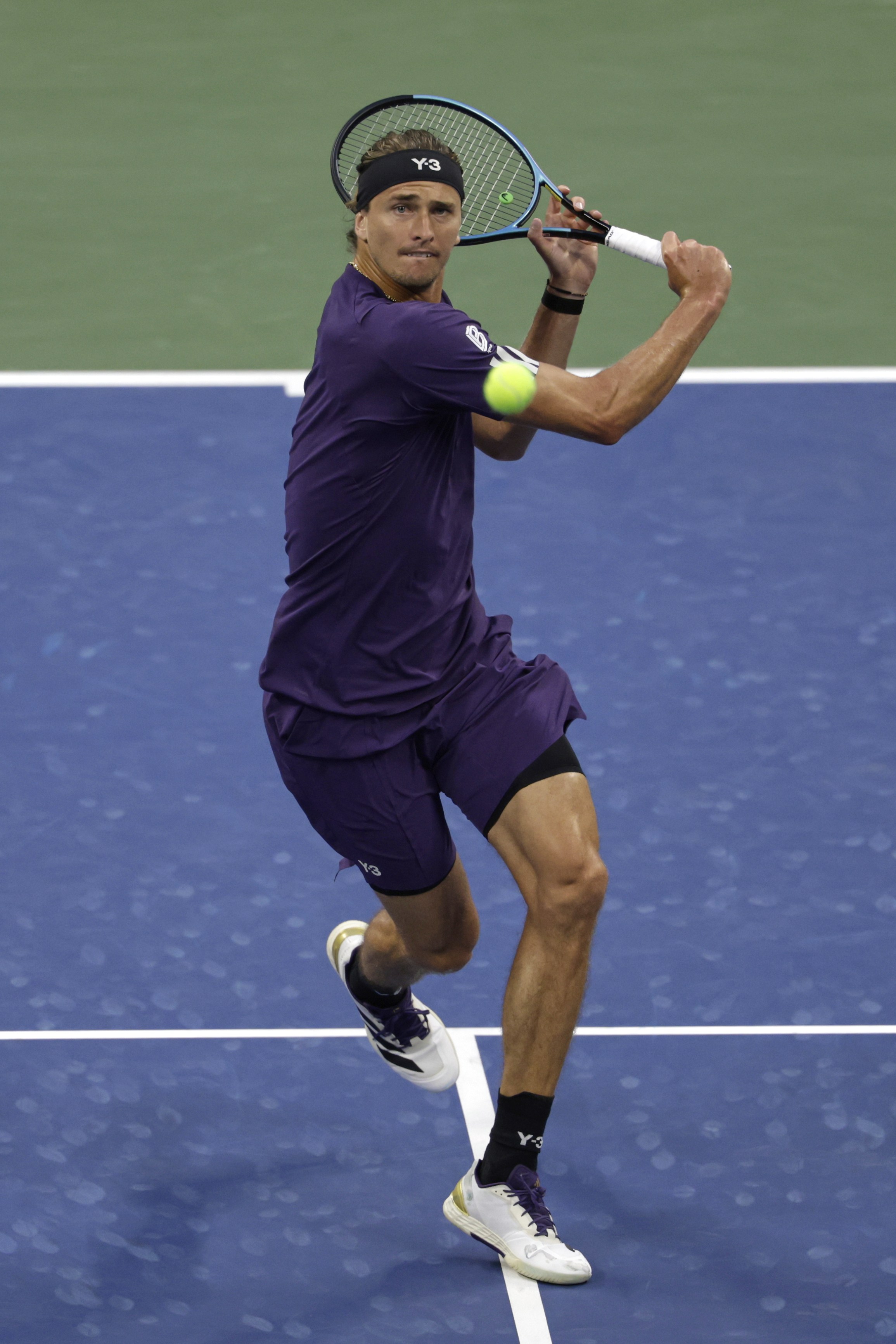 开云APP-关于法国网球队逆转英国网球队,兹维列夫高光表现的信息