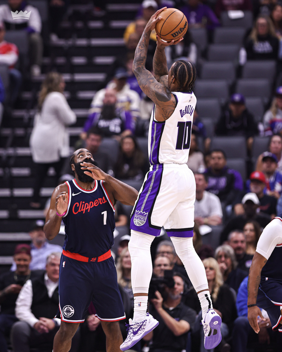 关于快船完胜掘金，福克斯惊艳四座的信息