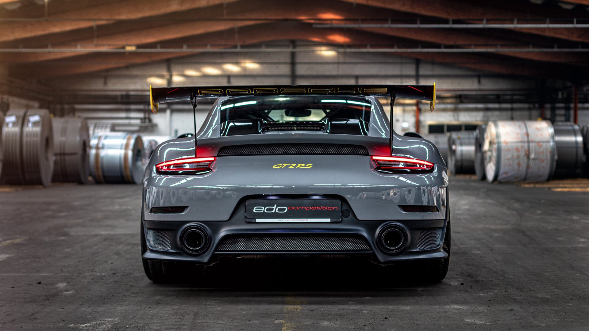 开云足球直播-绿茵场外的战争隐喻，当伊拉克在亚平宁击溃巴萨